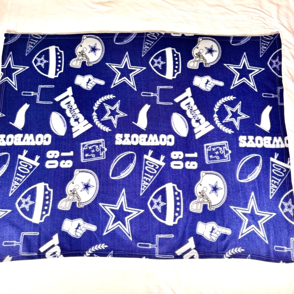 Dallas Cowboys Small 50x40 Soft Fleece Graphic NFL Team Blanket Baby Blanket